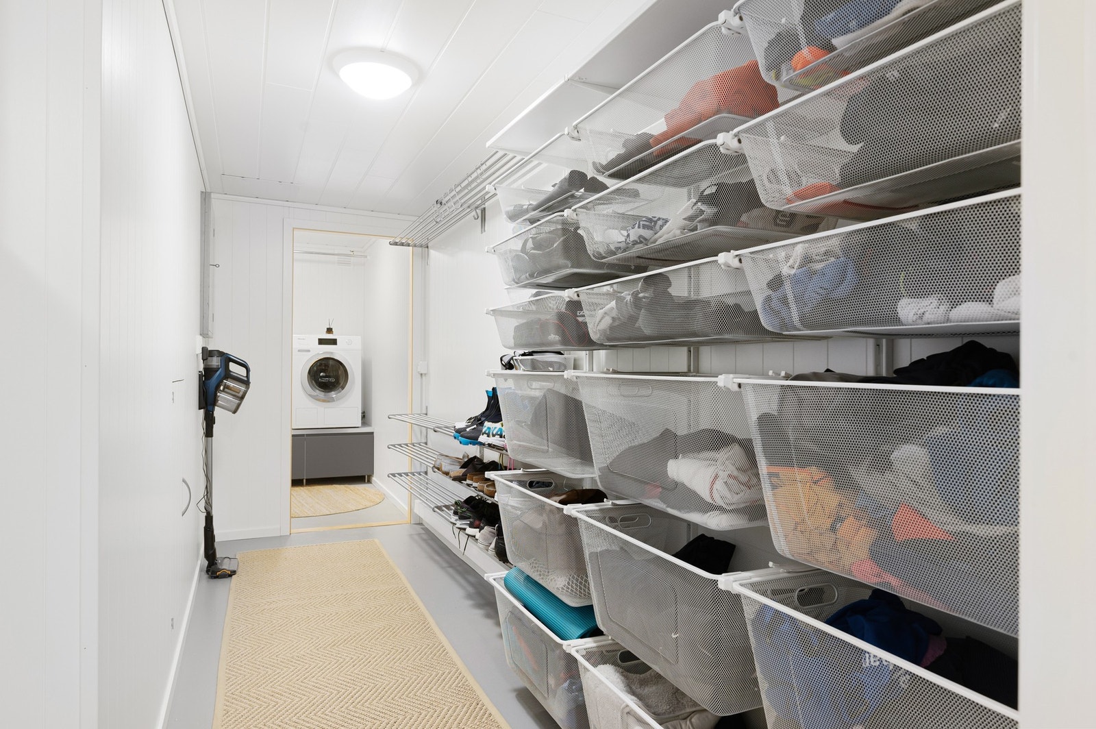 Godt med bodplass i sokkeletasjen. Galleribilde