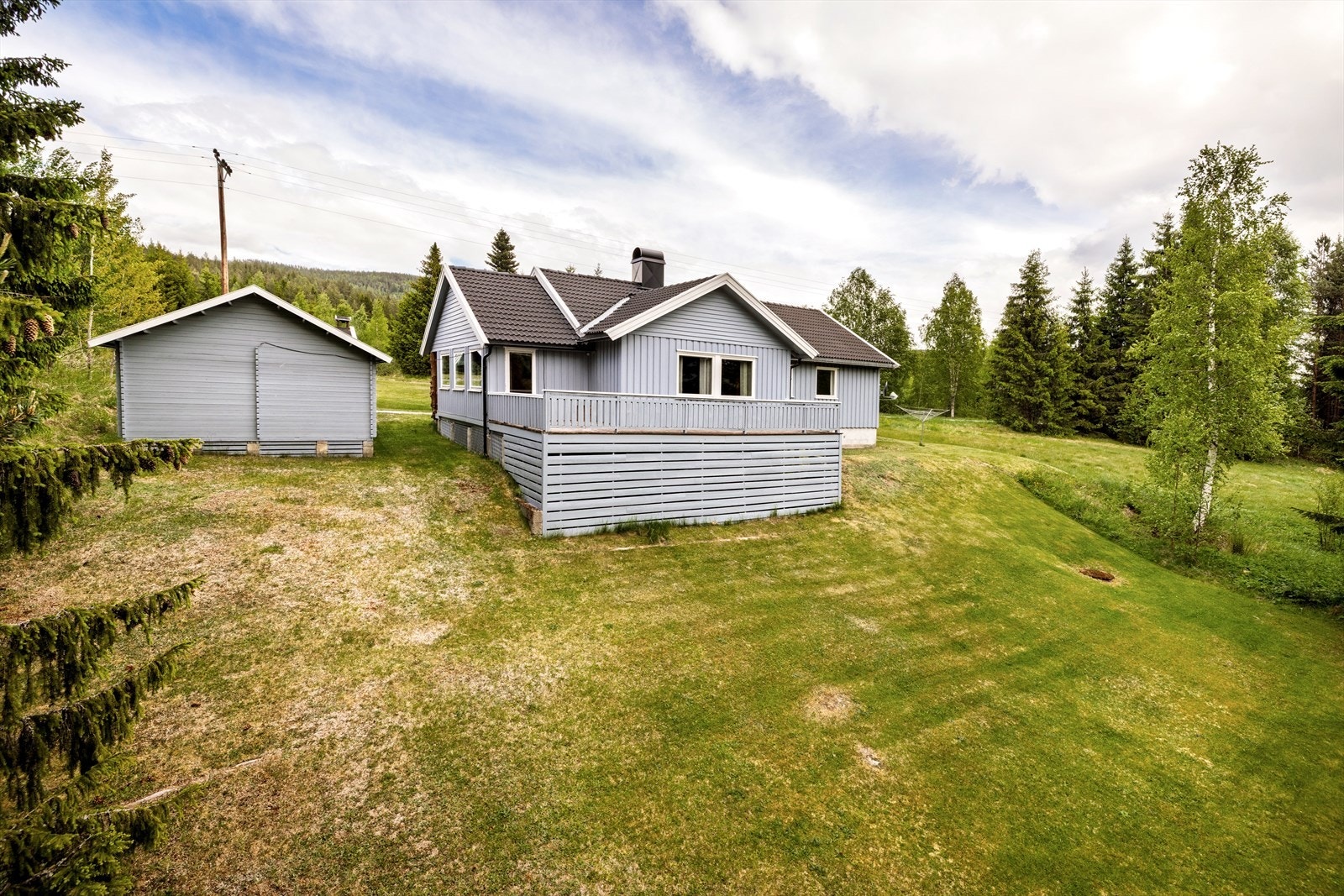 Vann fra privat brønn og godkjent privat avløpsløsning (slamavskiller og spredegrøft) fra 2017. Galleribilde