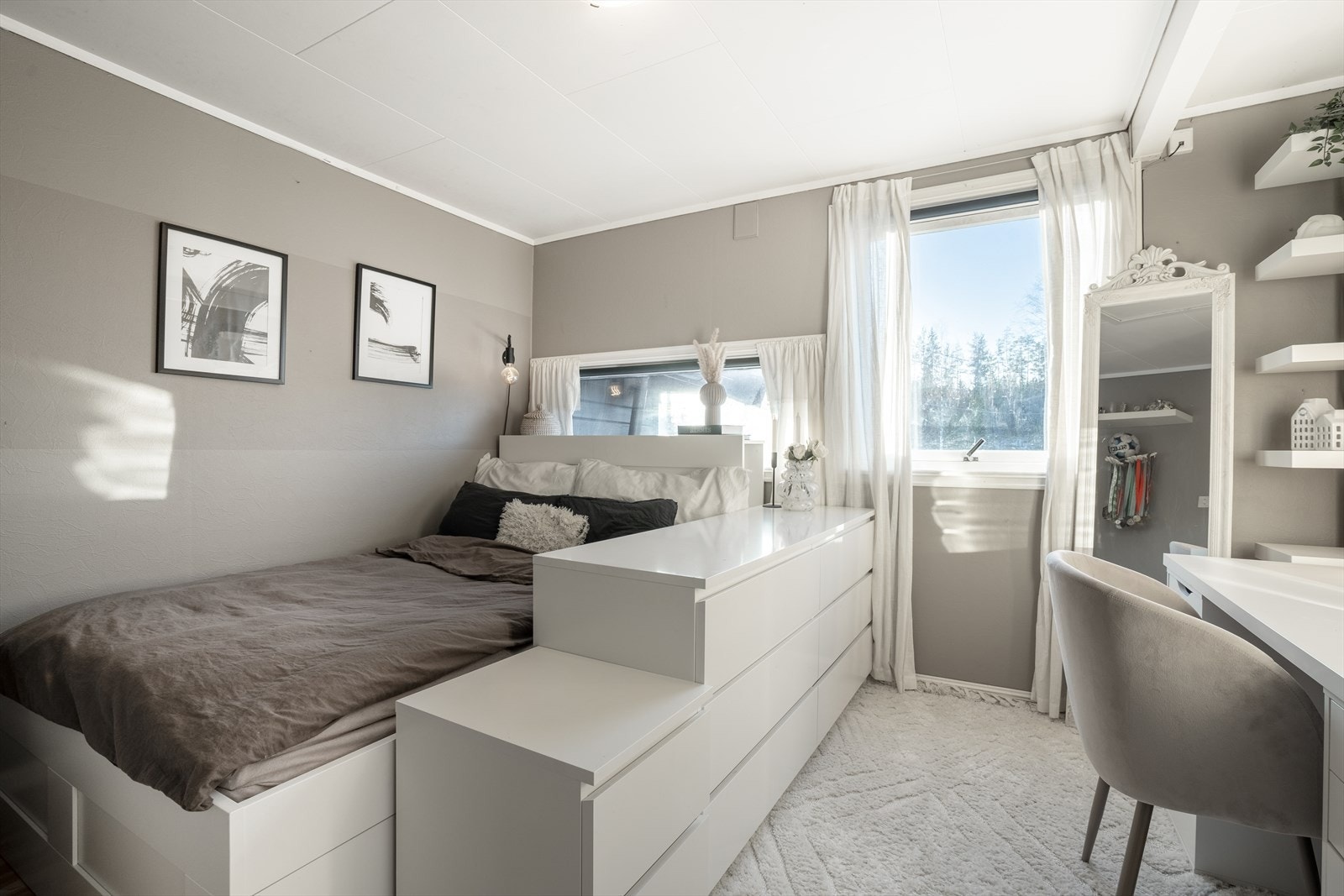 Boligen har et soverom i 1.etg. Galleribilde