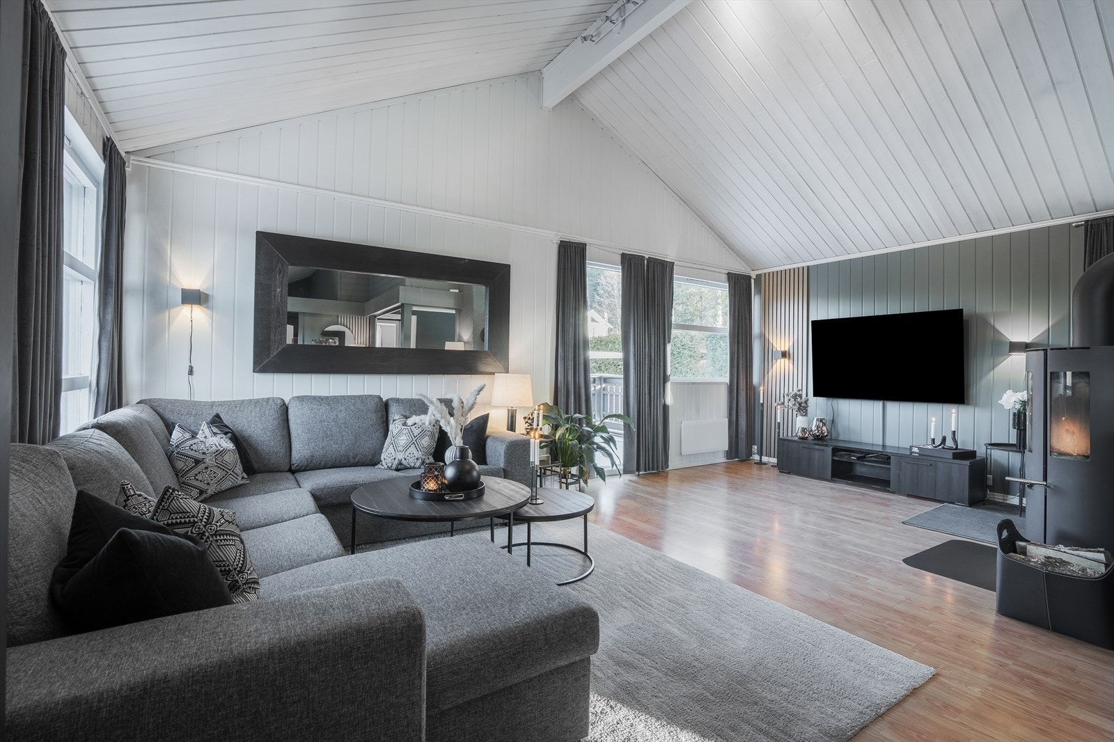 Fra stuen har du direkte adkomst ut til terrassen. Galleribilde