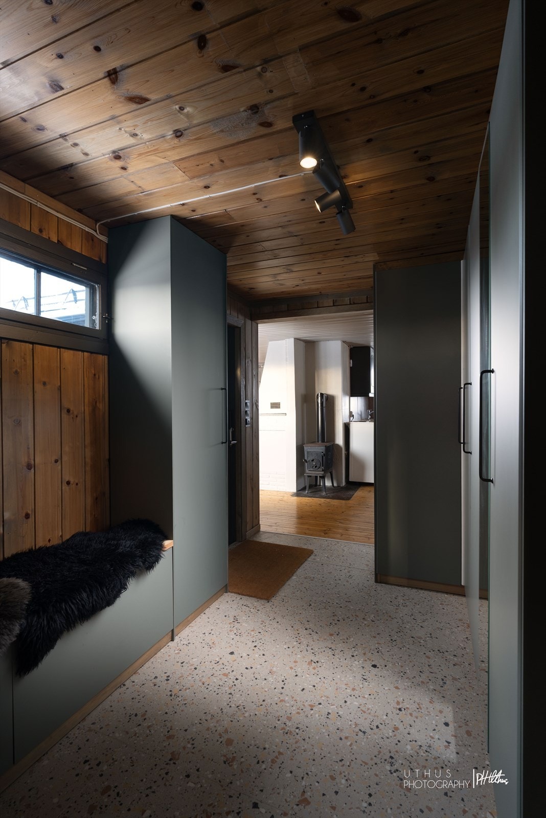 Praktisk og romslig gang Galleribilde