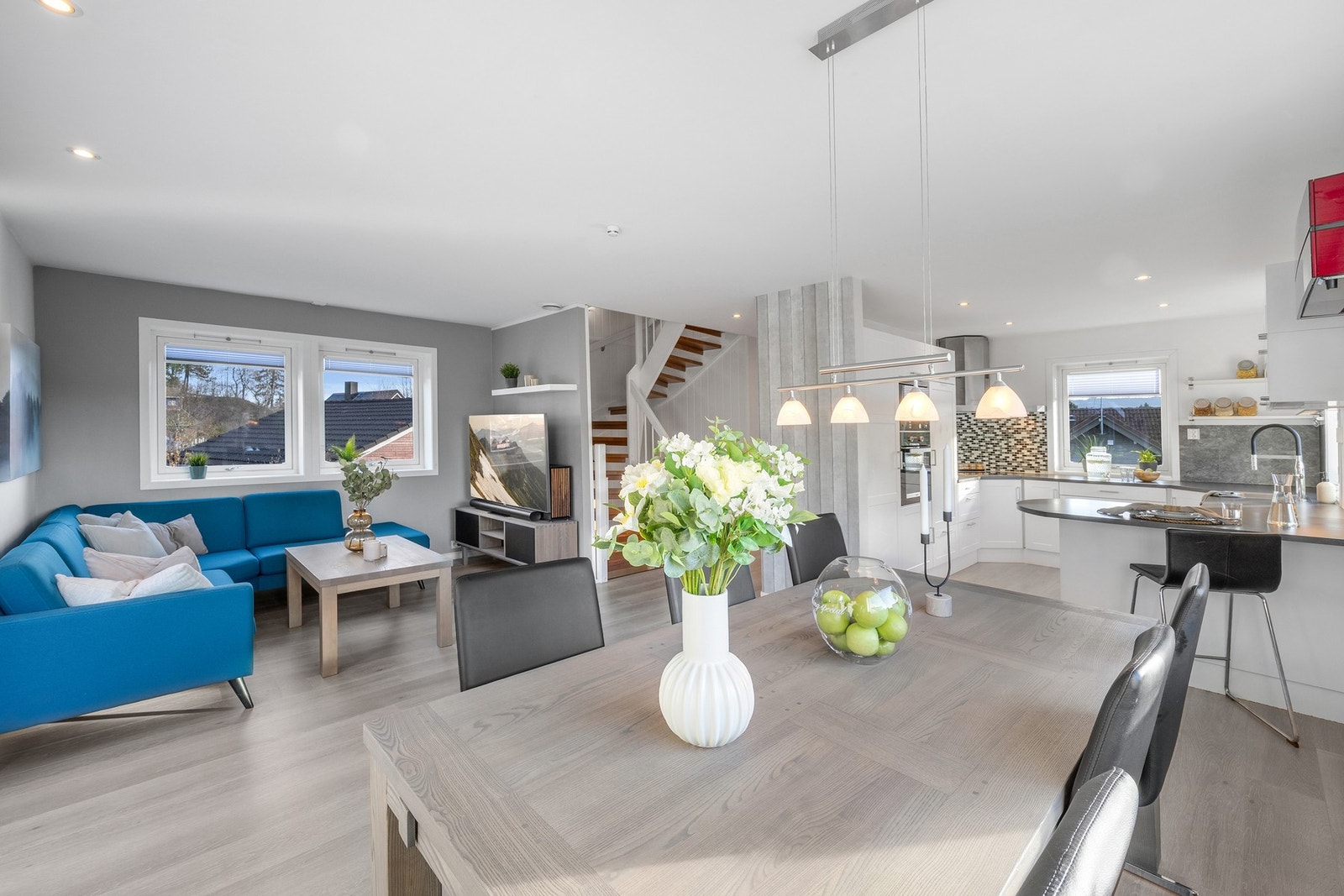 En innholdsrik enebolig med barnevennlig beliggenhet i et rolig nabolag på Selsbakk. Galleribilde