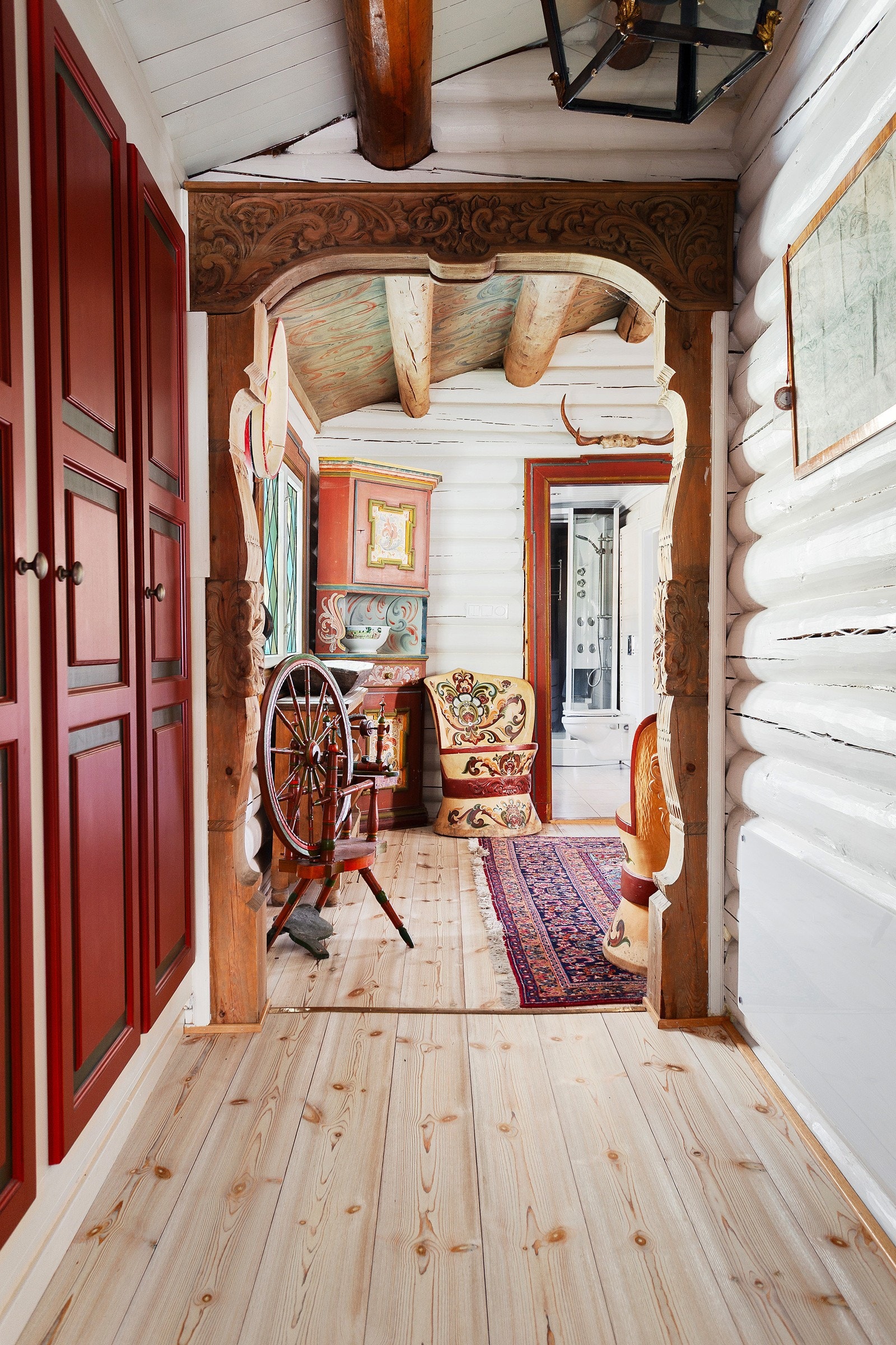 Hytta har et nydelig inngangsparti. Galleribilde