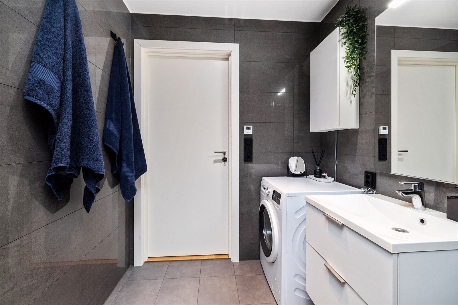 Speil med tilhørende blysning Galleribilde