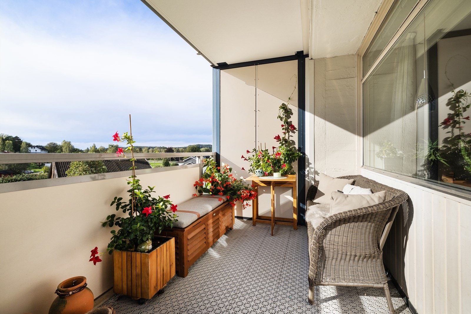 Her er det hyggelig å nyte kaffekoppen Galleribilde