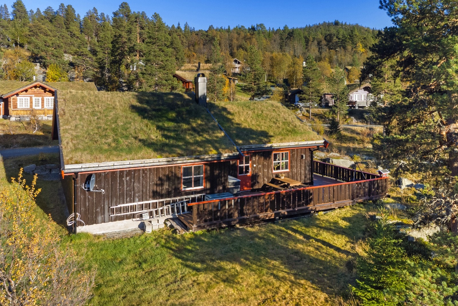 Innholdsrik hytte med 4 soverom - gode solforhold og rett ved skiløypa Galleribilde