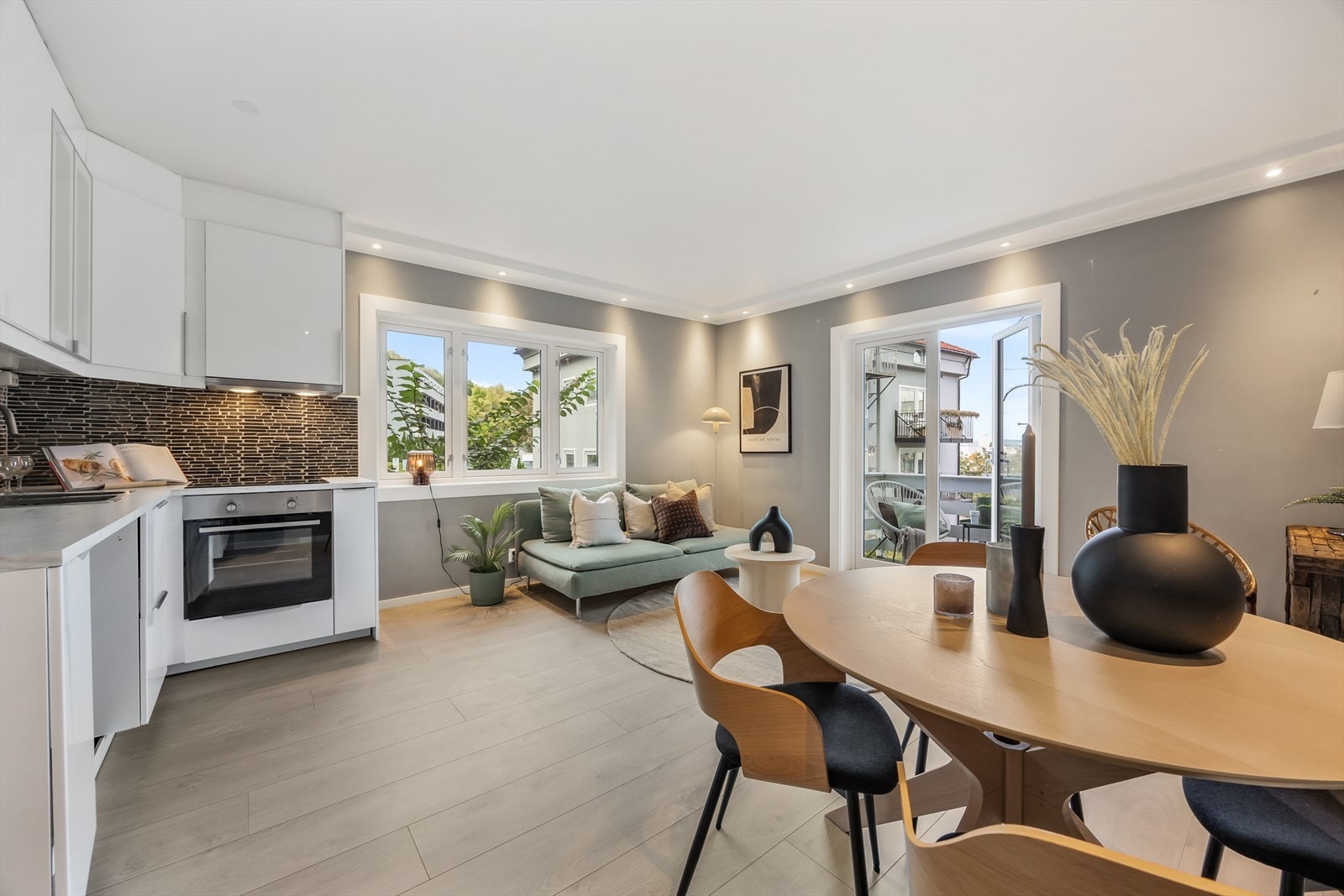 Andreas Valbye ved Eiendomsmegler 1 har gleden av å presentere Konows Gate 82! Galleribilde