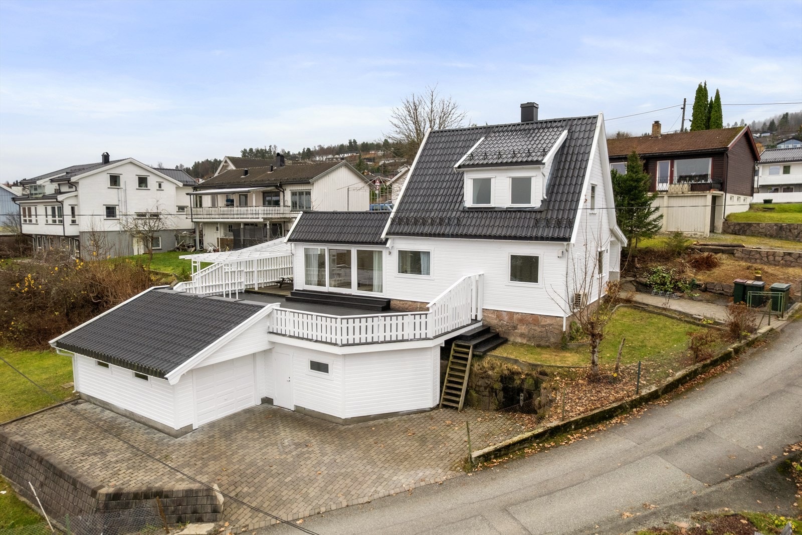 Velkommen til Austadveien 69! Foto: Eiendomsfoto AS Galleribilde