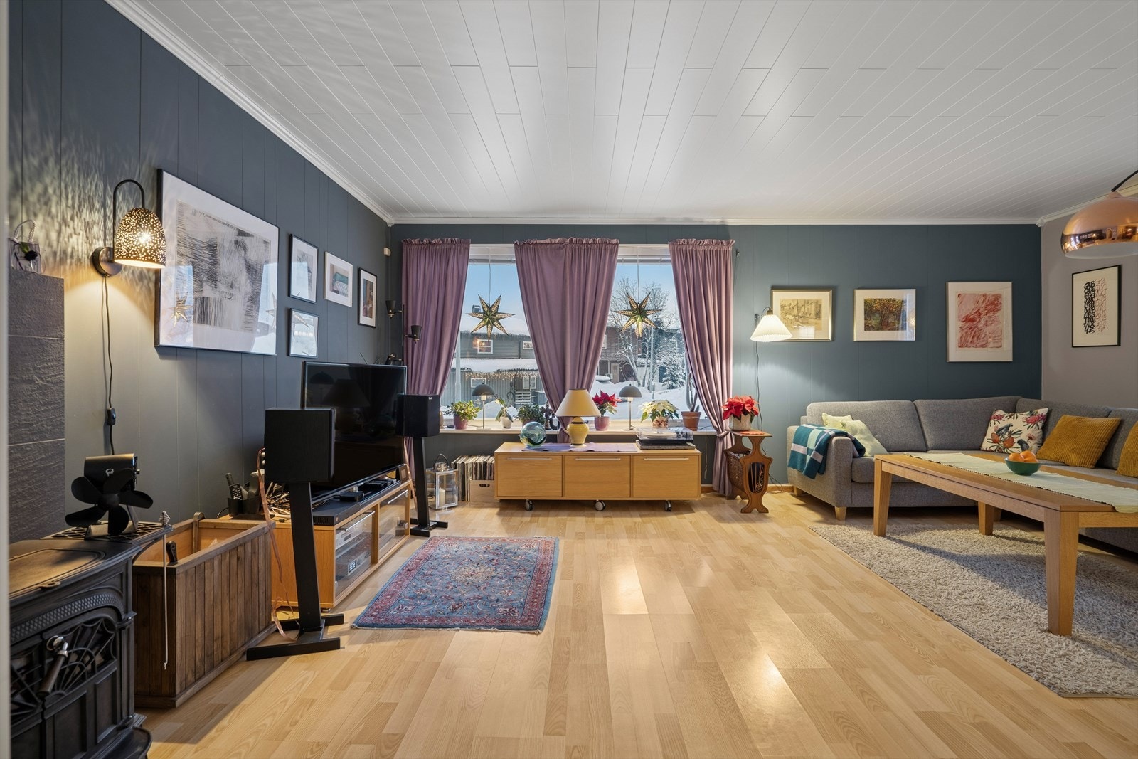 Boligen strekker seg over tre plan. Galleribilde