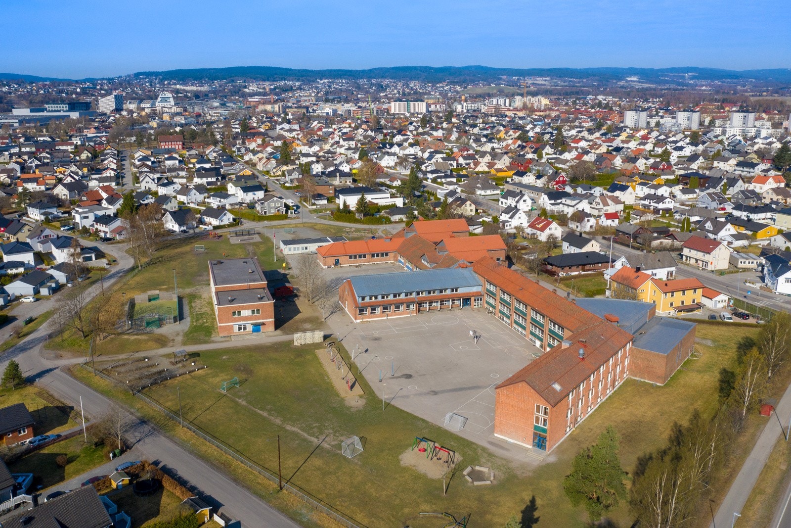 Fra boligen er det kun 450 meter til Vigernes skole. Galleribilde