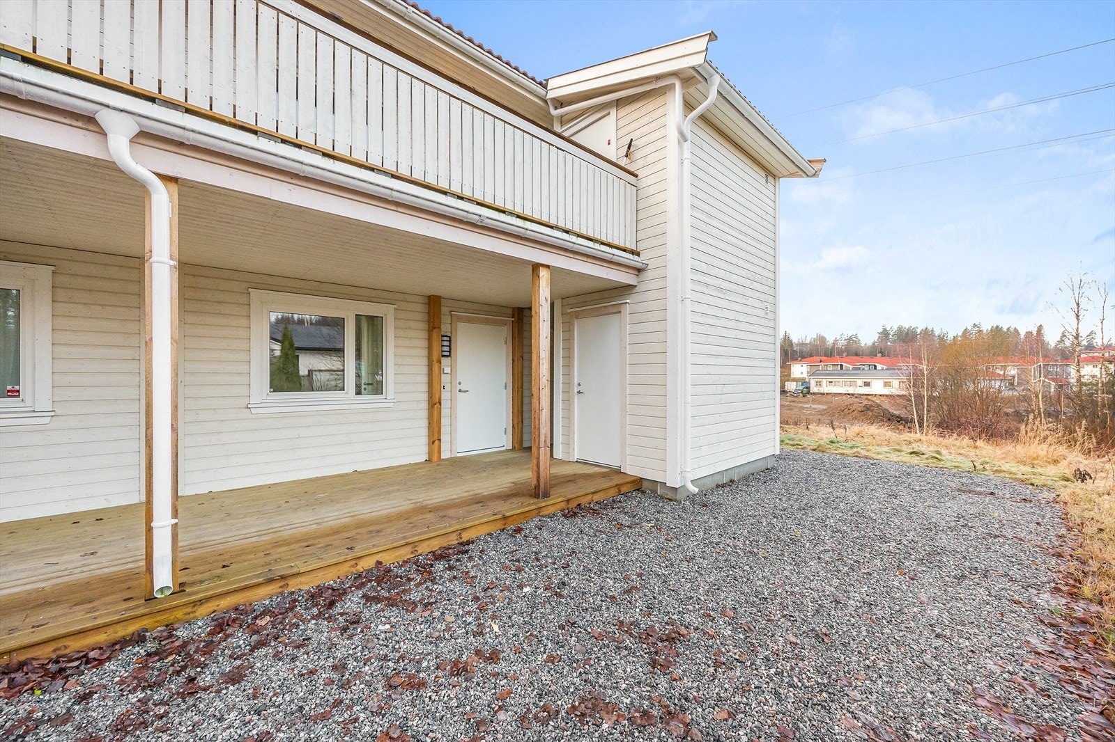 Området er rolig og barnevennlig, med nærhet til skog og mark. Galleribilde