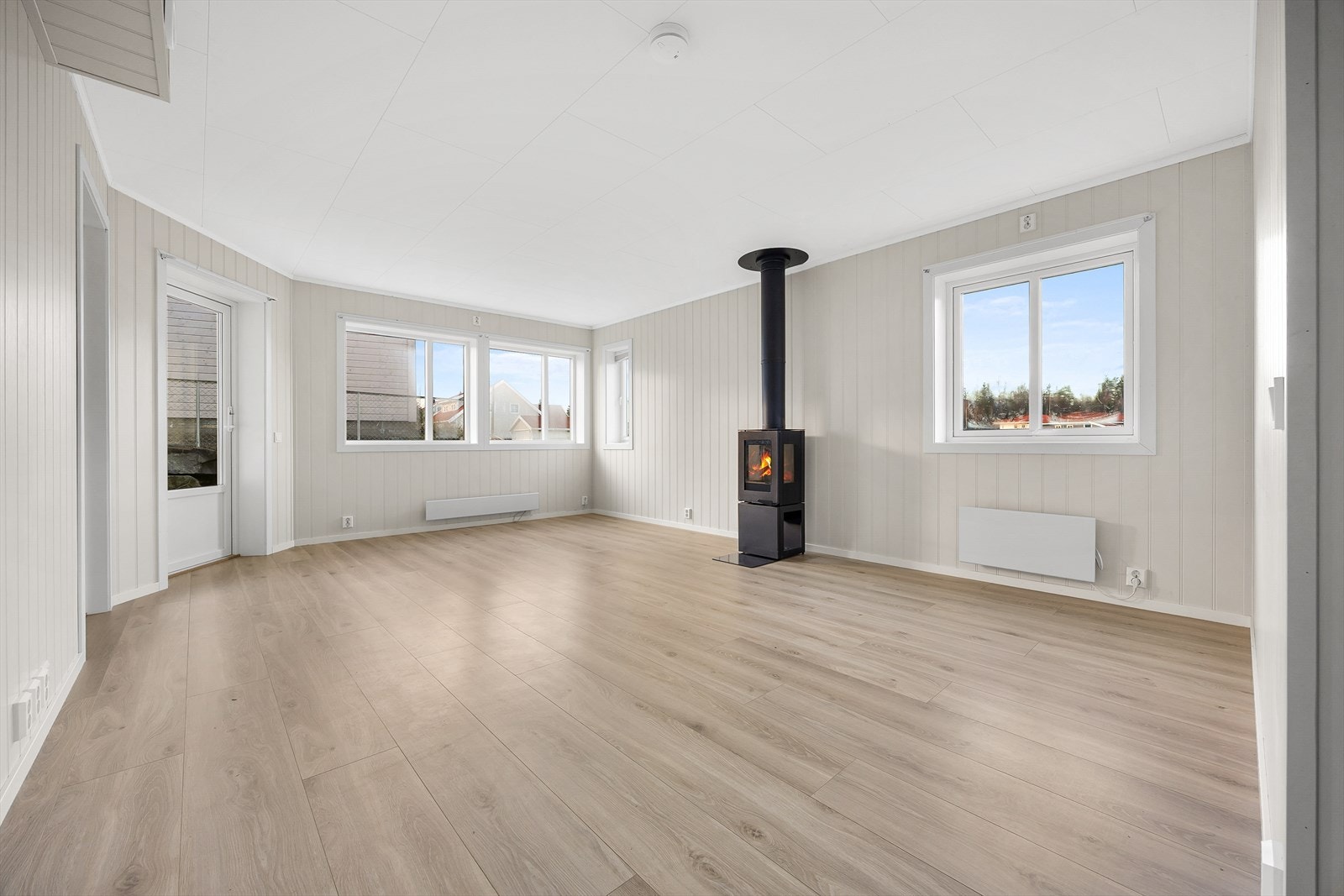 Leiligheten er fra 2024 og holder en gjennomgående god og moderne standard. Galleribilde