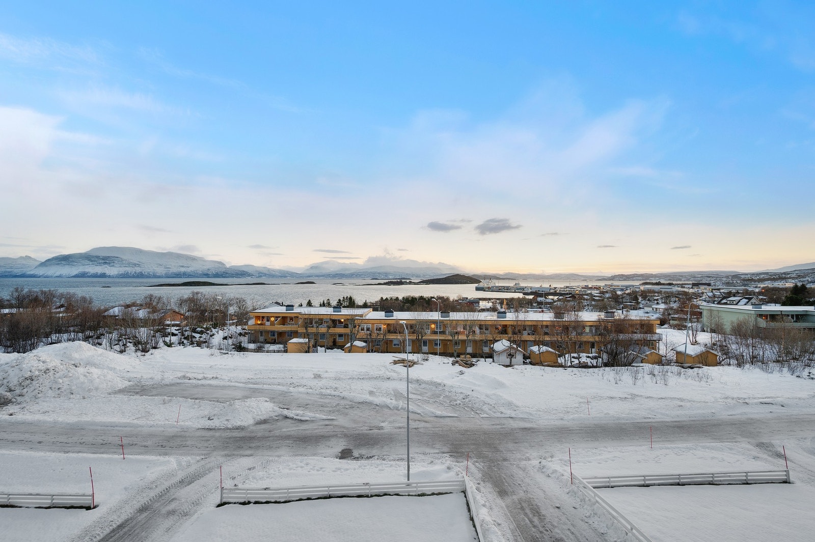 Flott utsikt fra balkong. Galleribilde