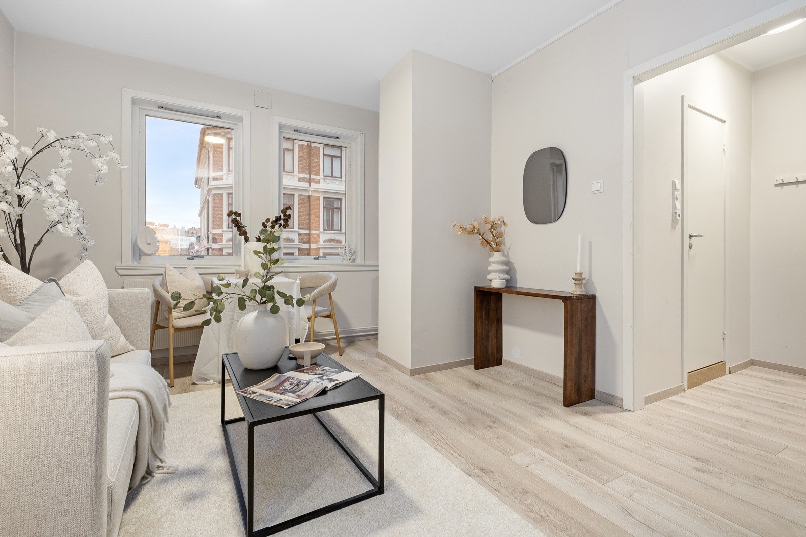 Lys & attraktiv leilighet oppgradert i 2022, beliggende like ved Slottsparken Galleribilde