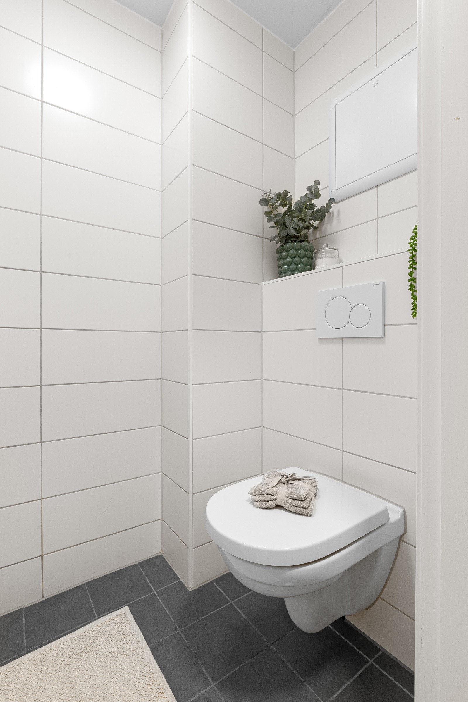 Det er felles vaskerom i kjeller, med heisadkomst og tilgang til vaskemaskin og tørketrommel Galleribilde