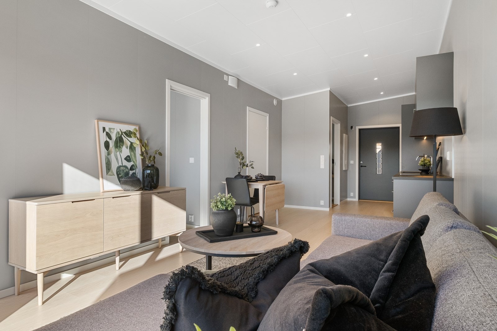 I stue er det plass til en sofagrupper med diverse møblering. (Bilde fra 3C). Galleribilde