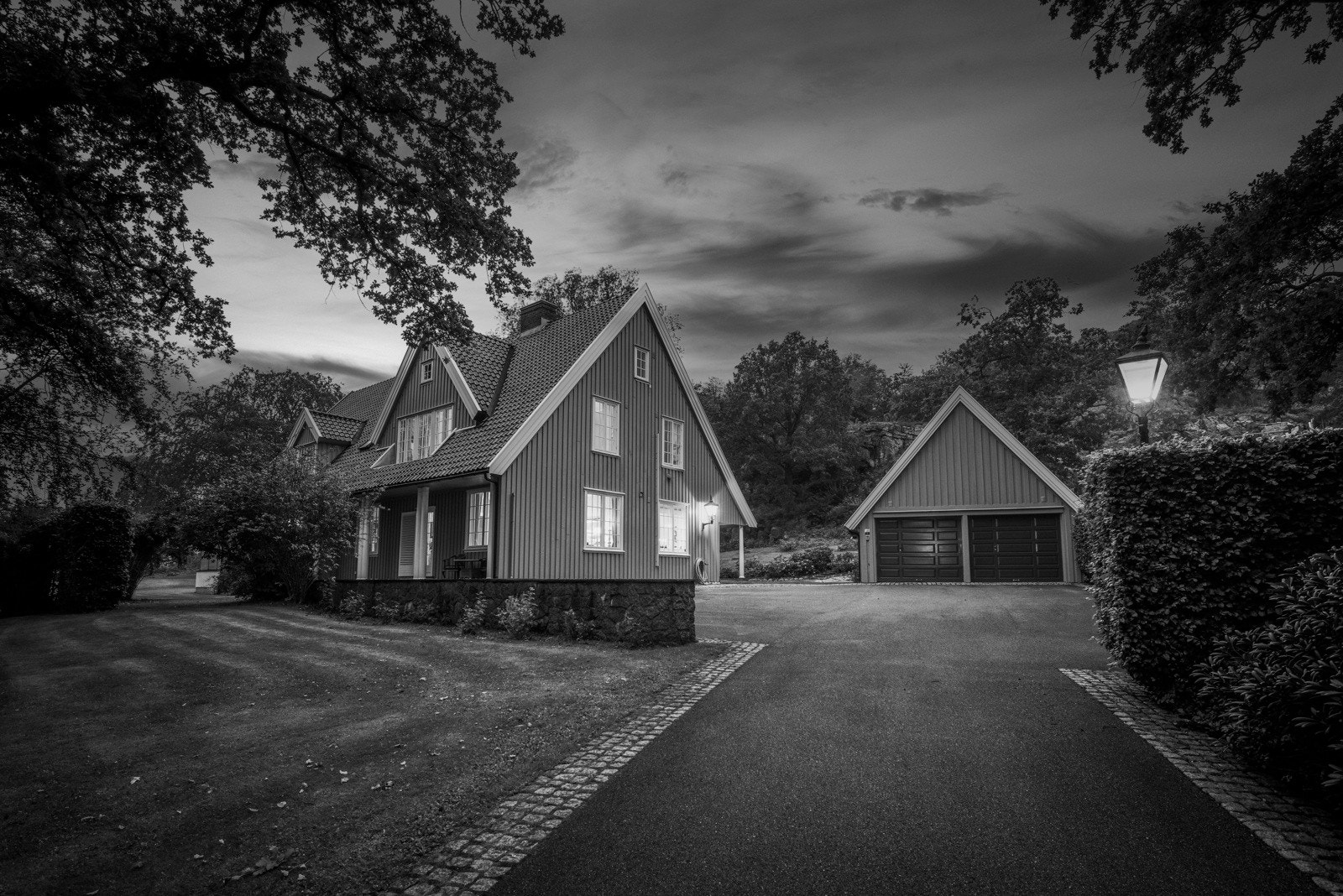 EIE eiendomsmegling ønsker velkommen til en herskapelig anledning anno 1915 Galleribilde