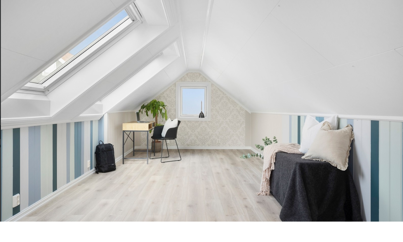 Innredet loft over garasjen (ikke godkjent for varig opphold). Galleribilde