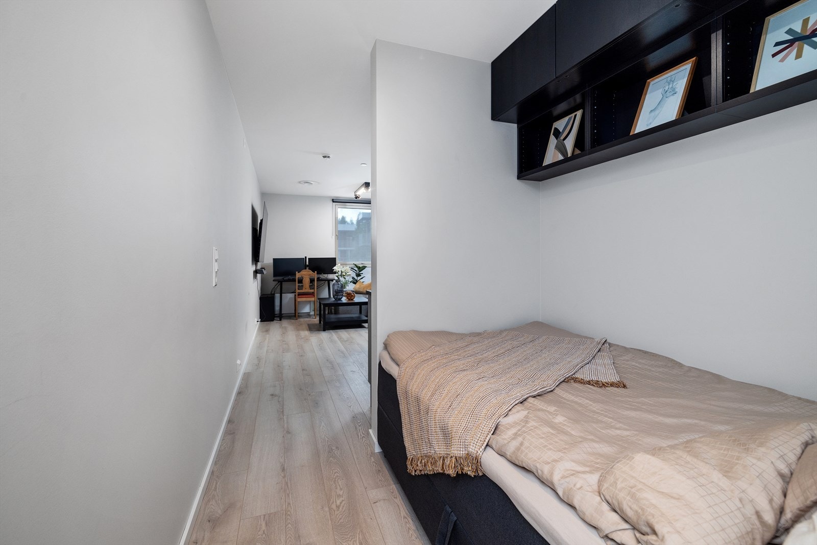 Etablert sengeplass mellom entré og stue. Galleribilde