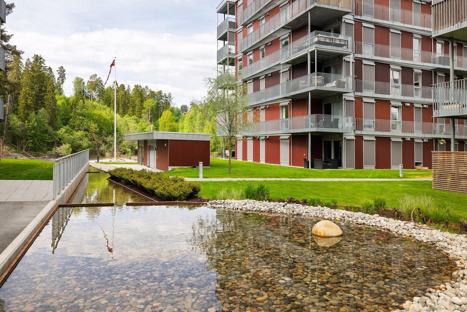 Fellesarealene er meget pent opparbeidet. Galleribilde