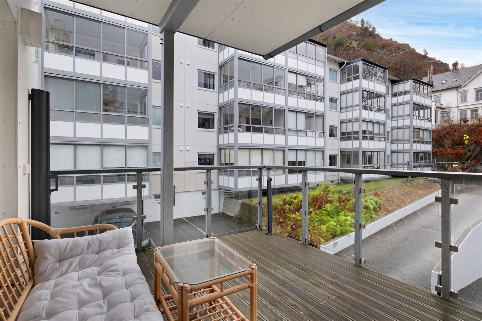 Sydvendt balkong på ca. 9.kvm Galleribilde