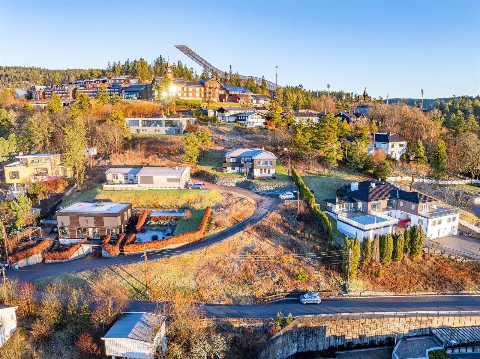 Solrik boligtomt på Besserud med panoramautsikt. Foto: Zovenfra Galleribilde
