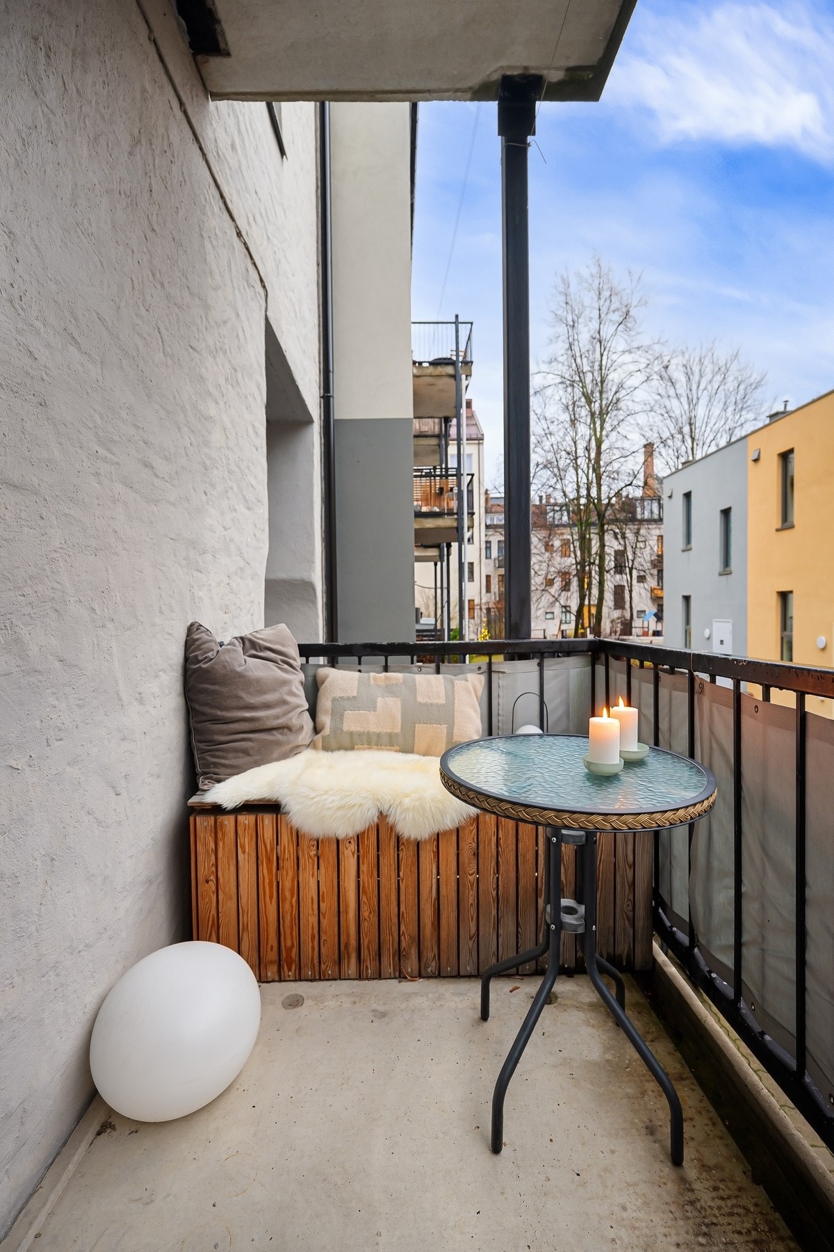 Balkong med gode solforhold Galleribilde