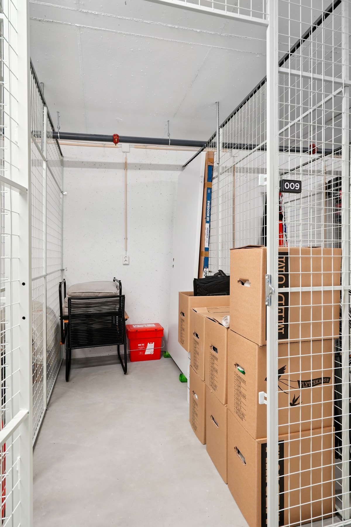 Bod ved garasjeanlegget tilhørende leiligheten. Galleribilde