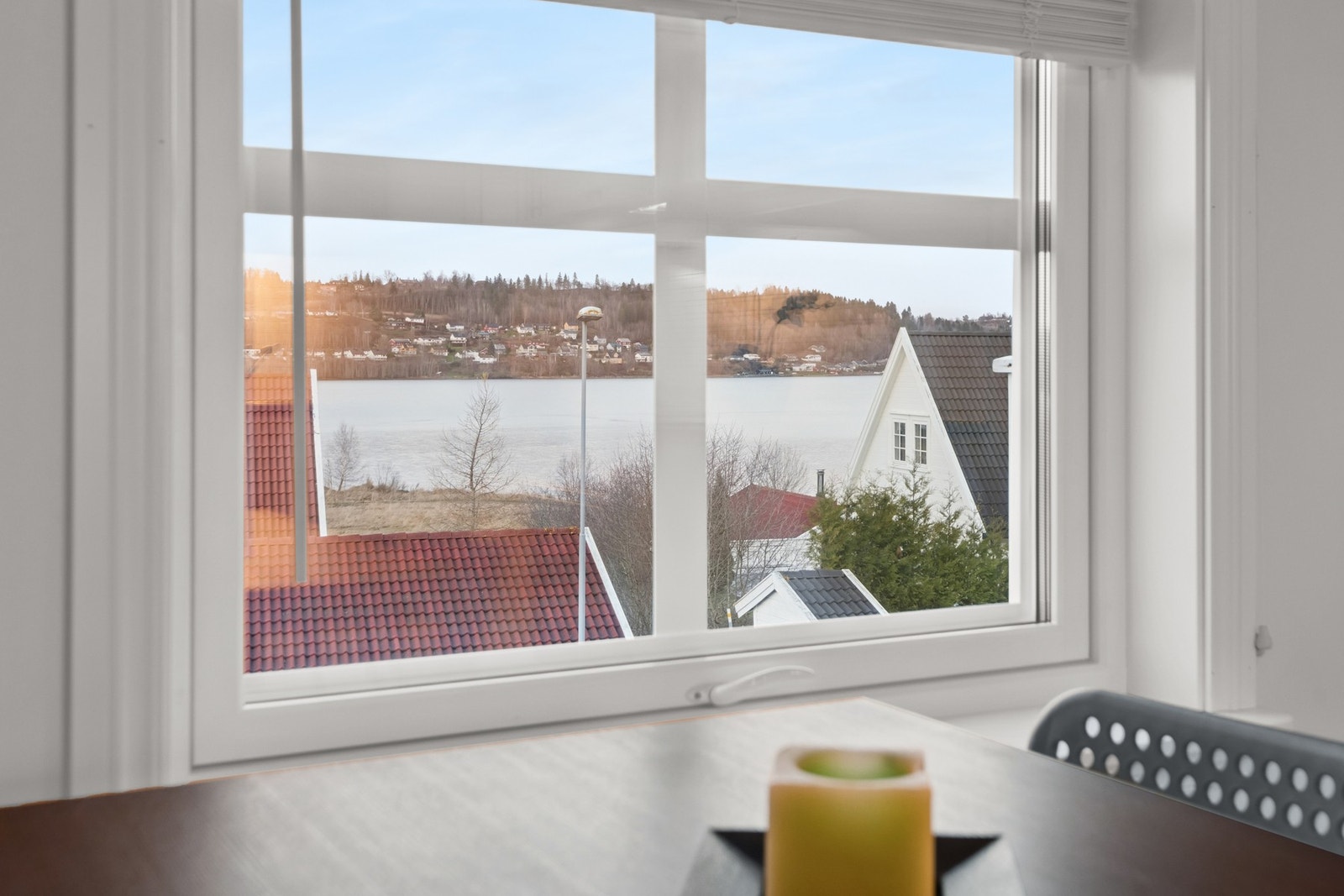 Nyt frokosten mens du hviler øynene på Eidsbotn. Galleribilde