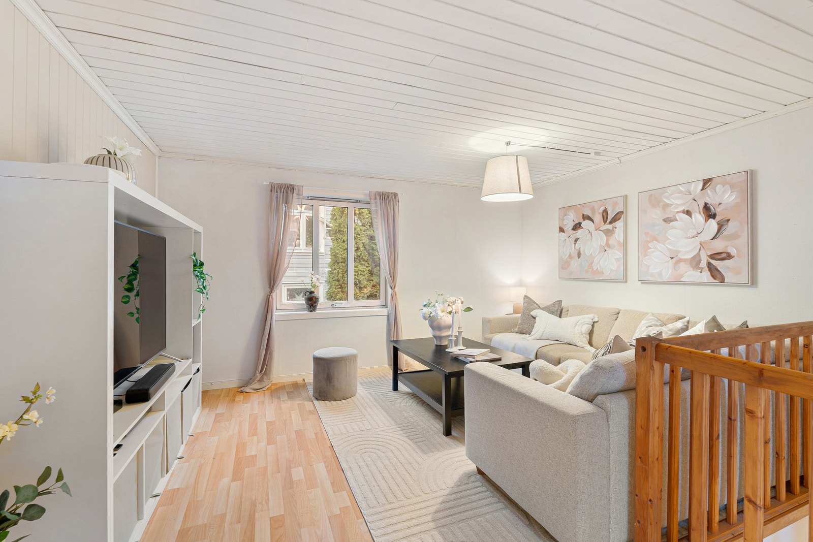 Leiligheten har fine oppholdsrom som er lett å innrede. Galleribilde