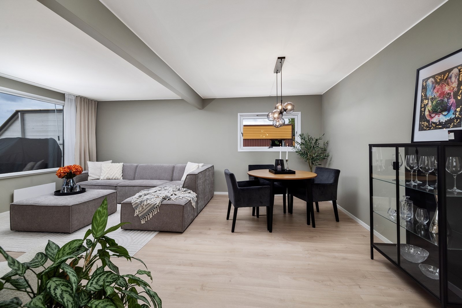 Meget pent oppusset stue Galleribilde