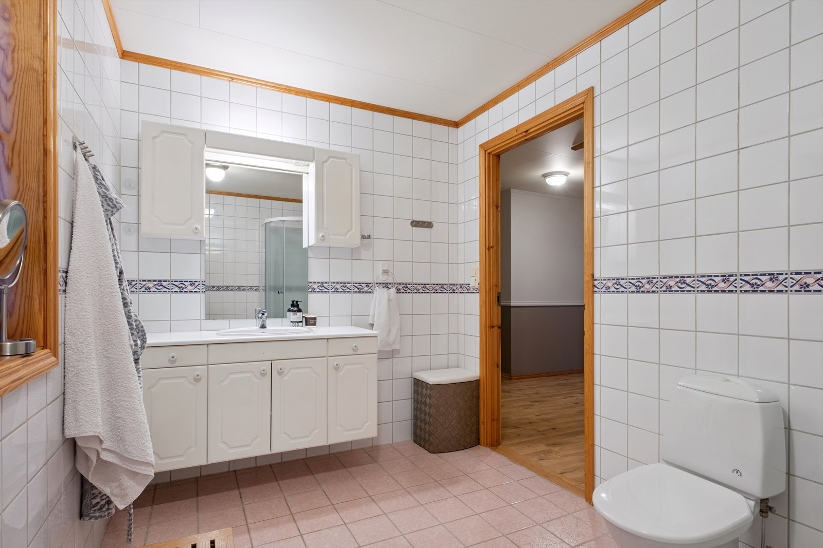 Hovedbad i 1 etg. Galleribilde