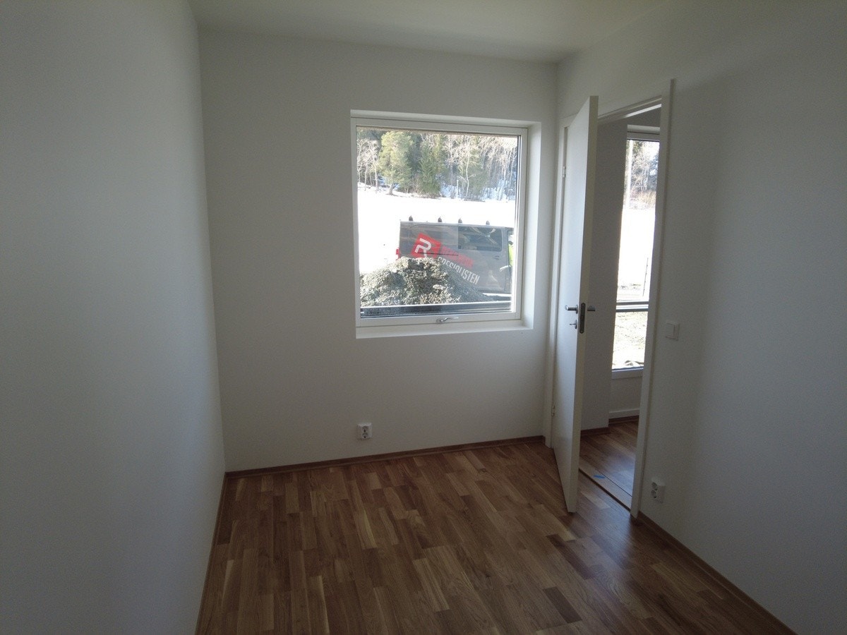 Soverom 2 Parkett på gulv. Galleribilde