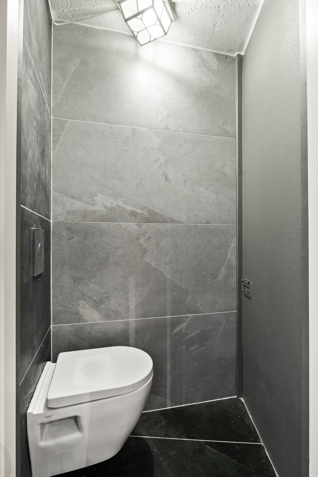 Wc rom i underetasjen Galleribilde
