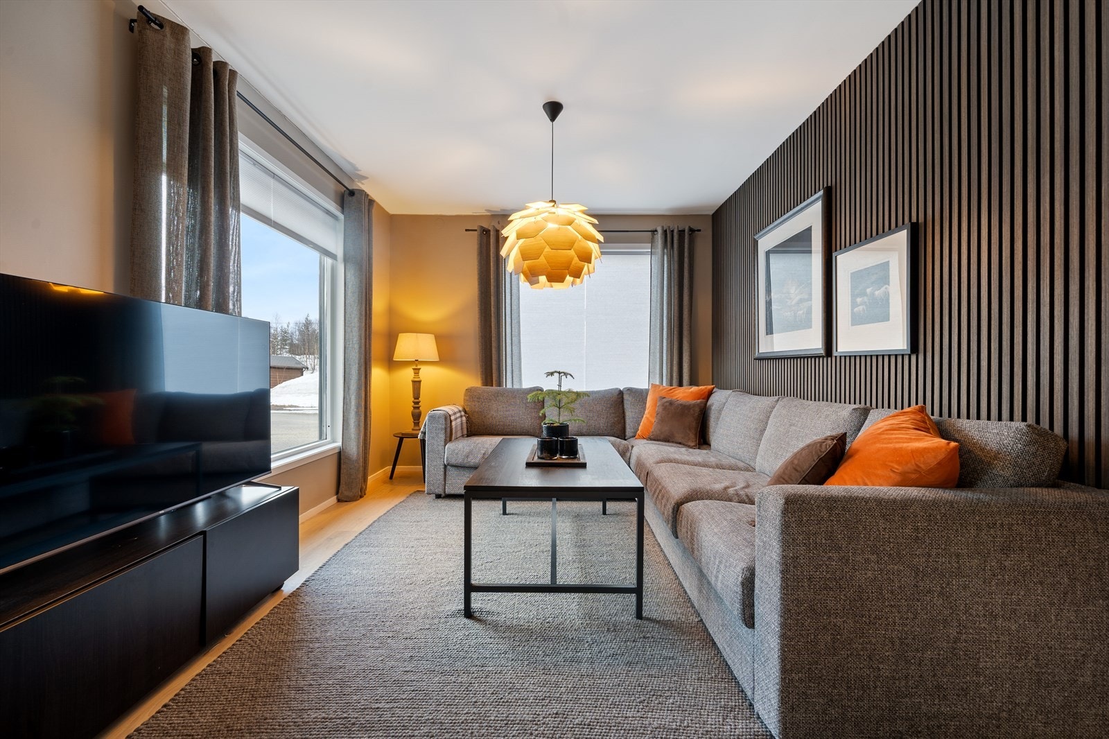 Koselig tv-krok Galleribilde