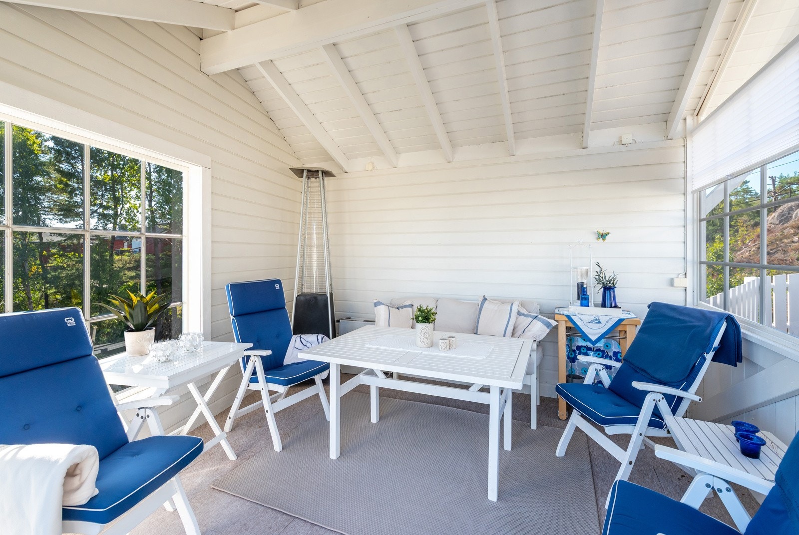 Utestuen Galleribilde