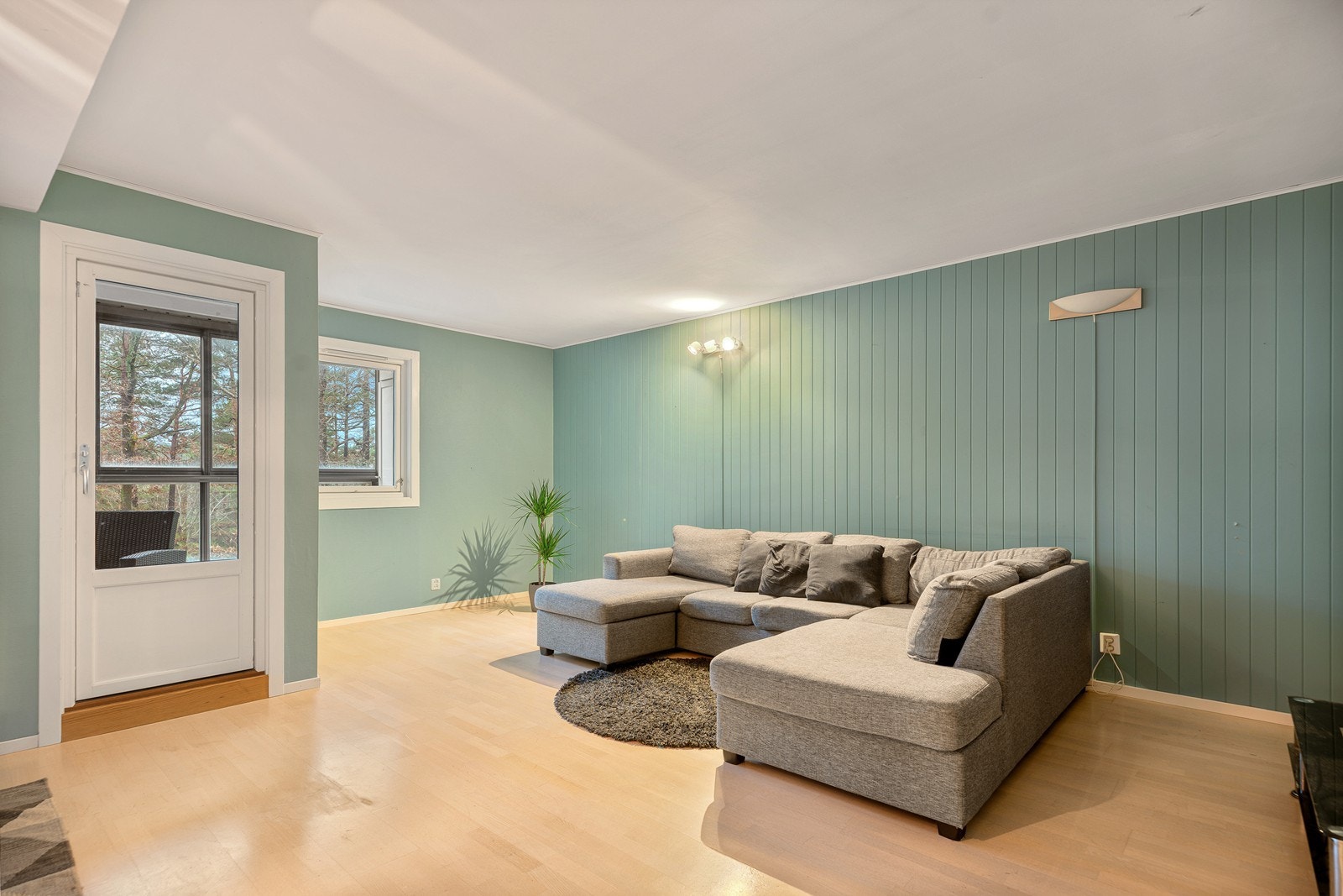 Her bor man med gangavstand til alt man trenger i hverdagen, inkludert barne- og ungdomsskole, flere barnehager og dagligvarebutikker Galleribilde