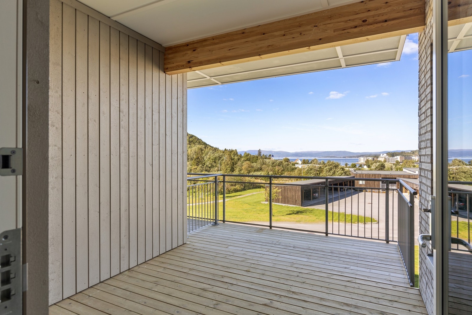 Balkong - ca 14 kvm. Galleribilde