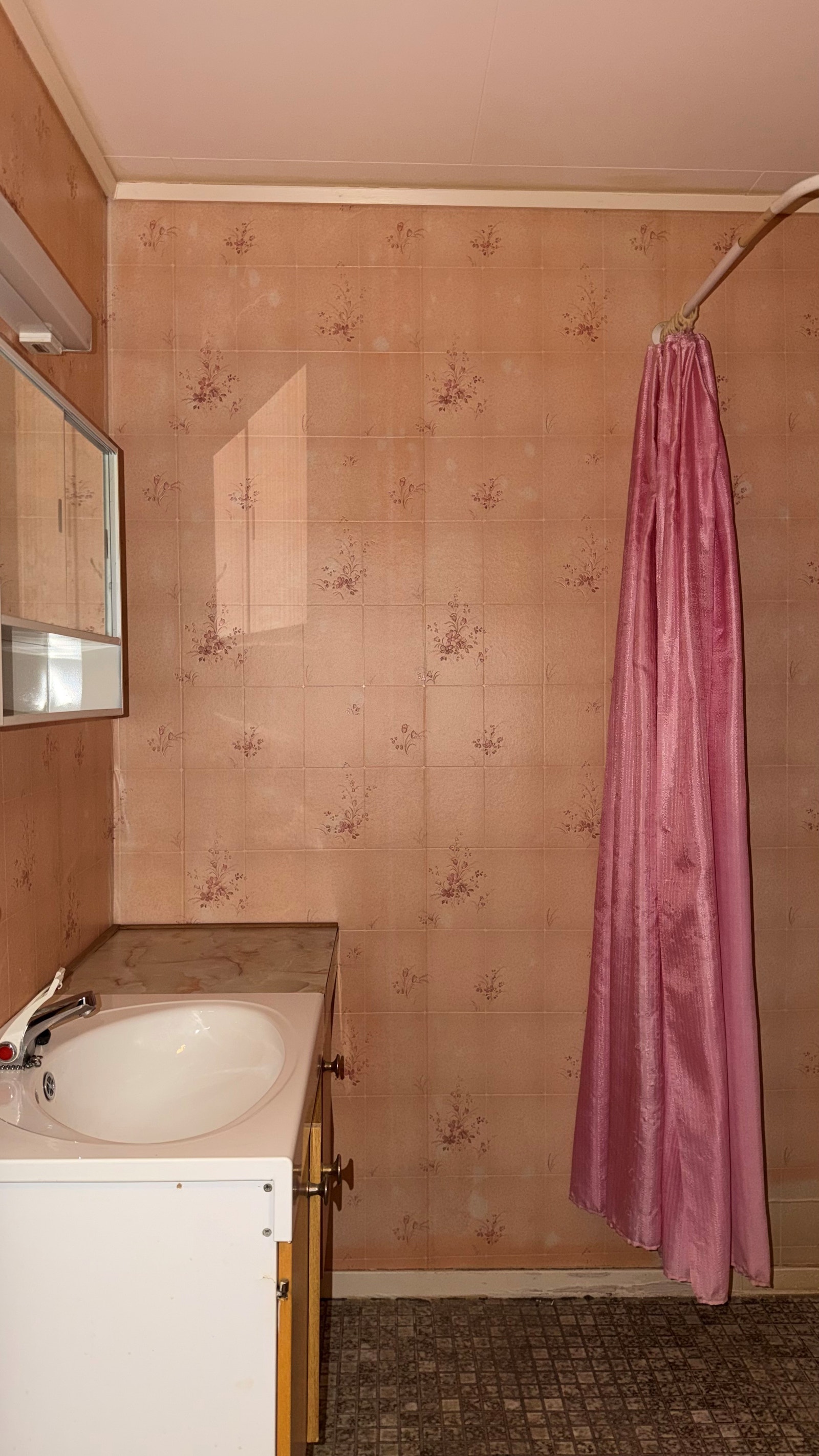 Underetasje - bad Galleribilde