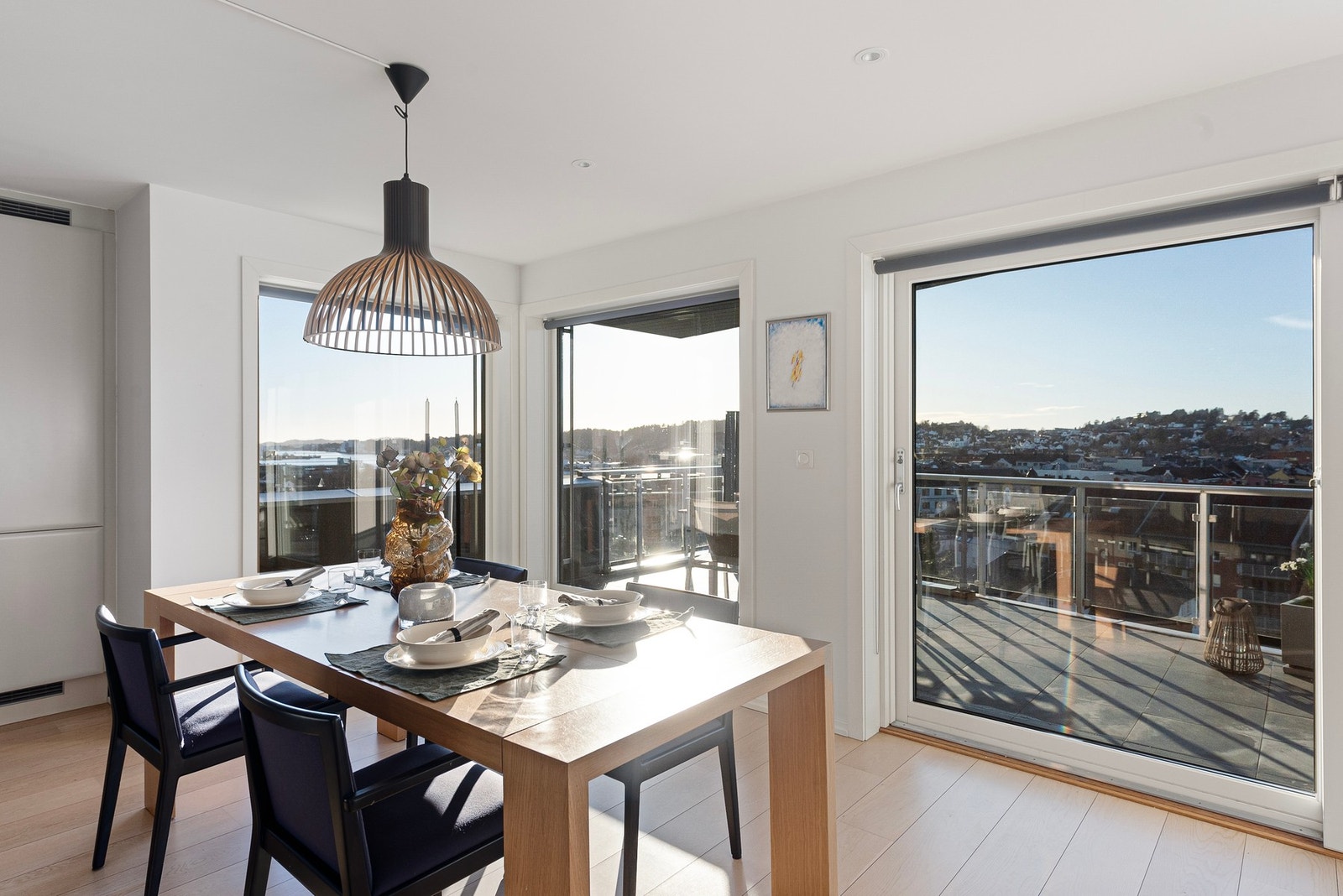 Her kan du nyte hyggelige måltider med familie og venner! Galleribilde