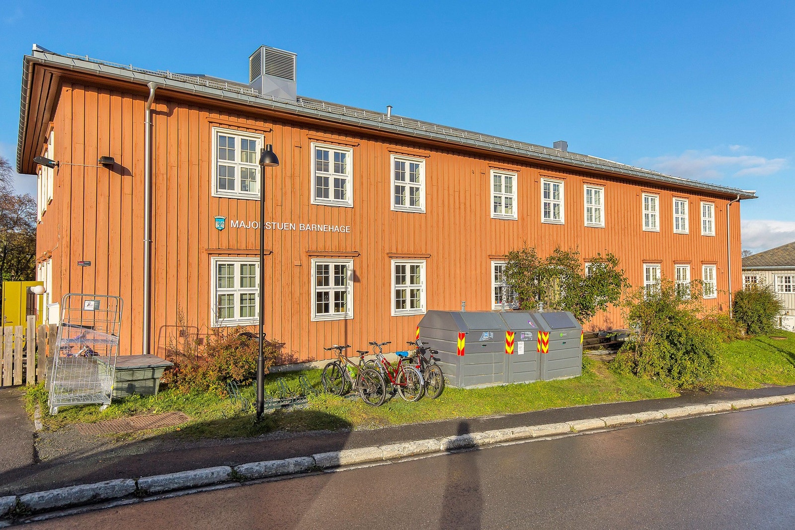 Et steinkast fra leiligheten ligger Majorstuen barnehage. Galleribilde