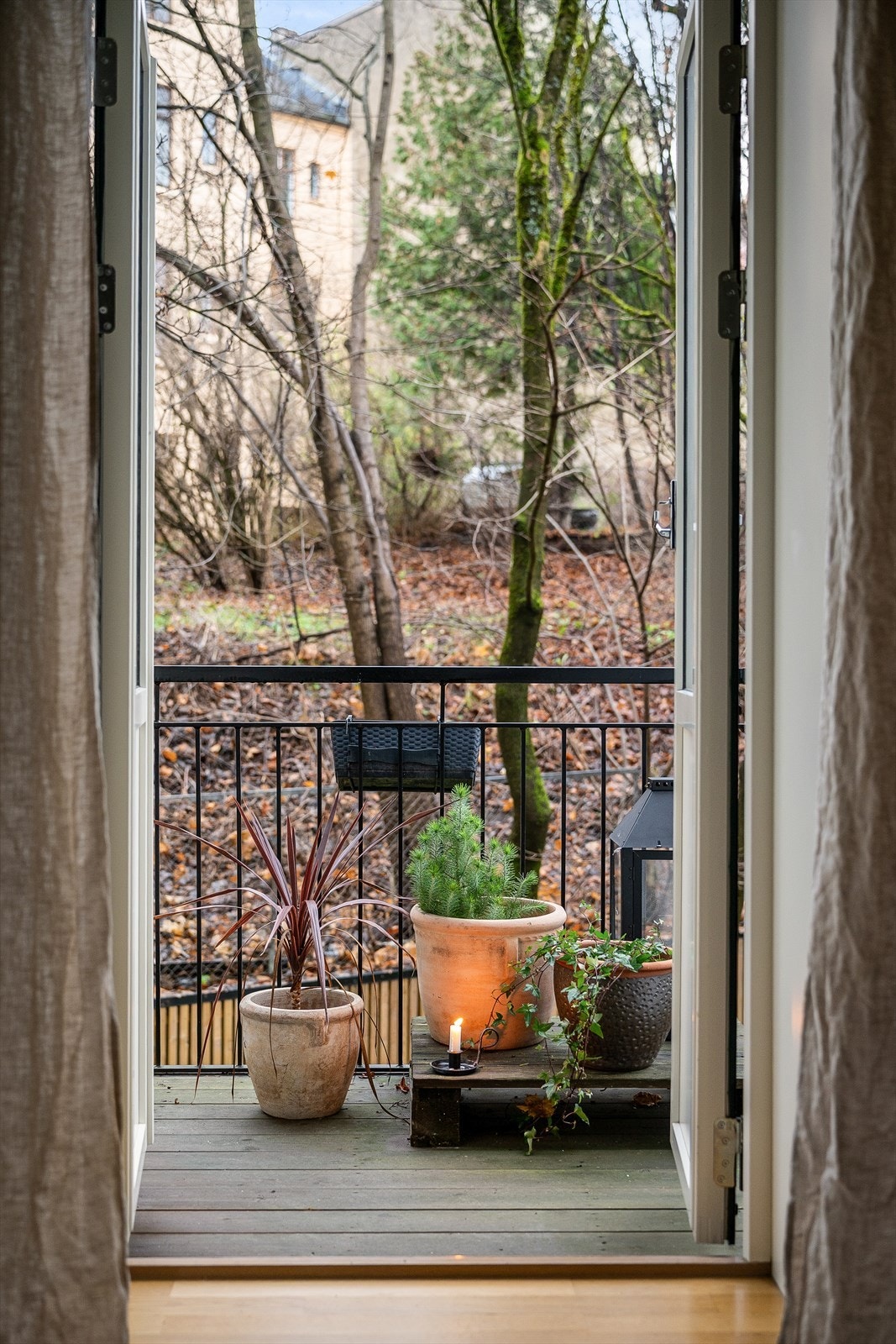 Fra soverommet er det videre adkomst til en balkong. Galleribilde