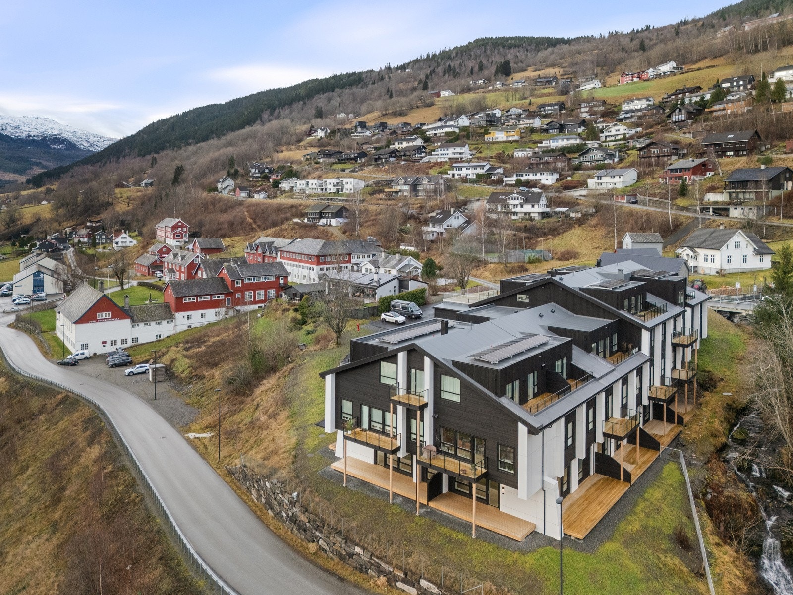 Ikke langt fra eiendommen er flott tur- og friluftsområde på Raugstad. Galleribilde