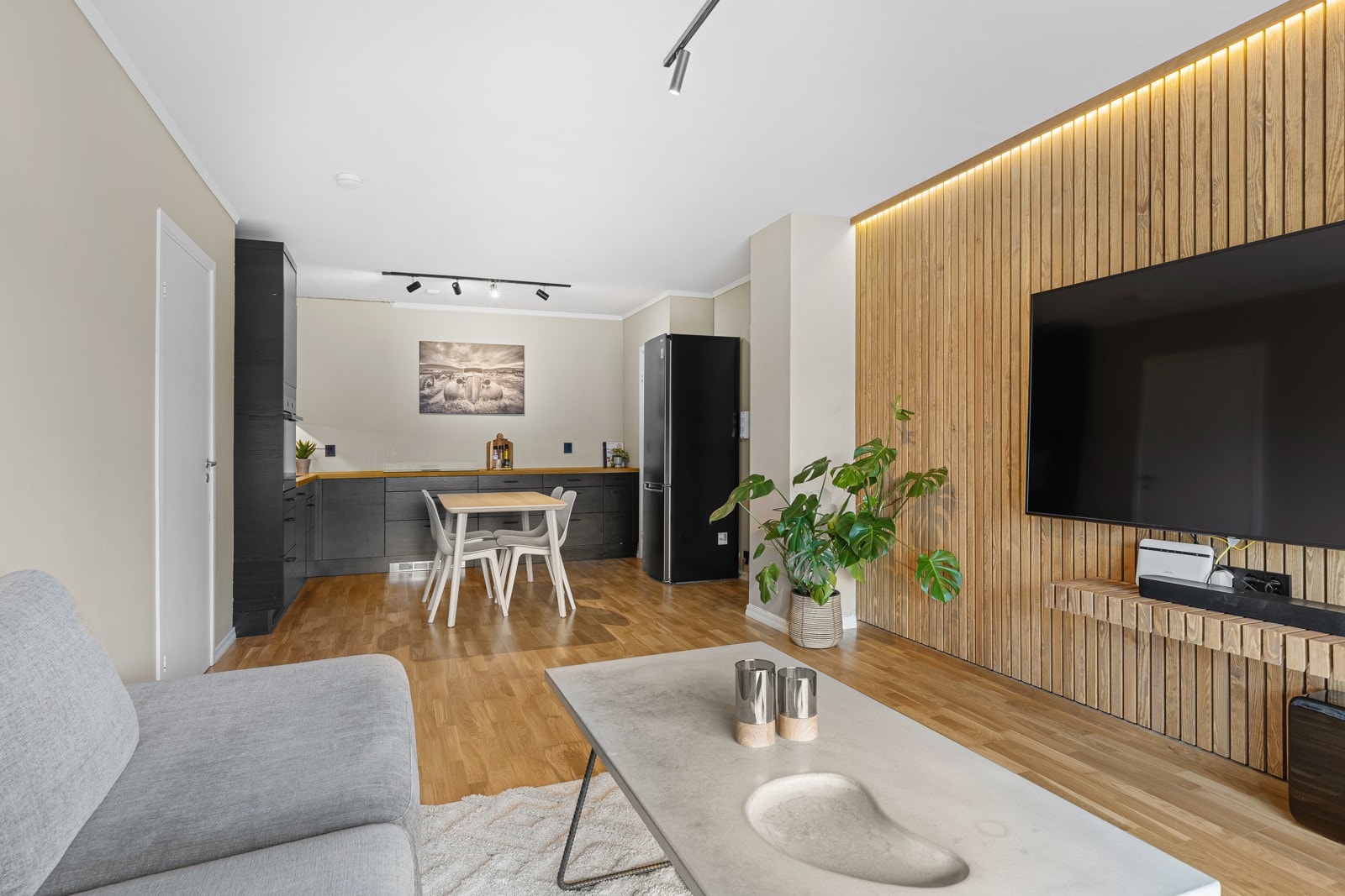 Fint oppusset leilighet i Nedre Mølster. Galleribilde