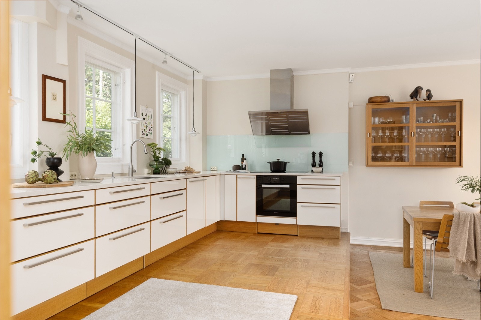 Smarthusløsninger som regulatorer for varmekabler gang, bad, kjøkken og kjeller Galleribilde