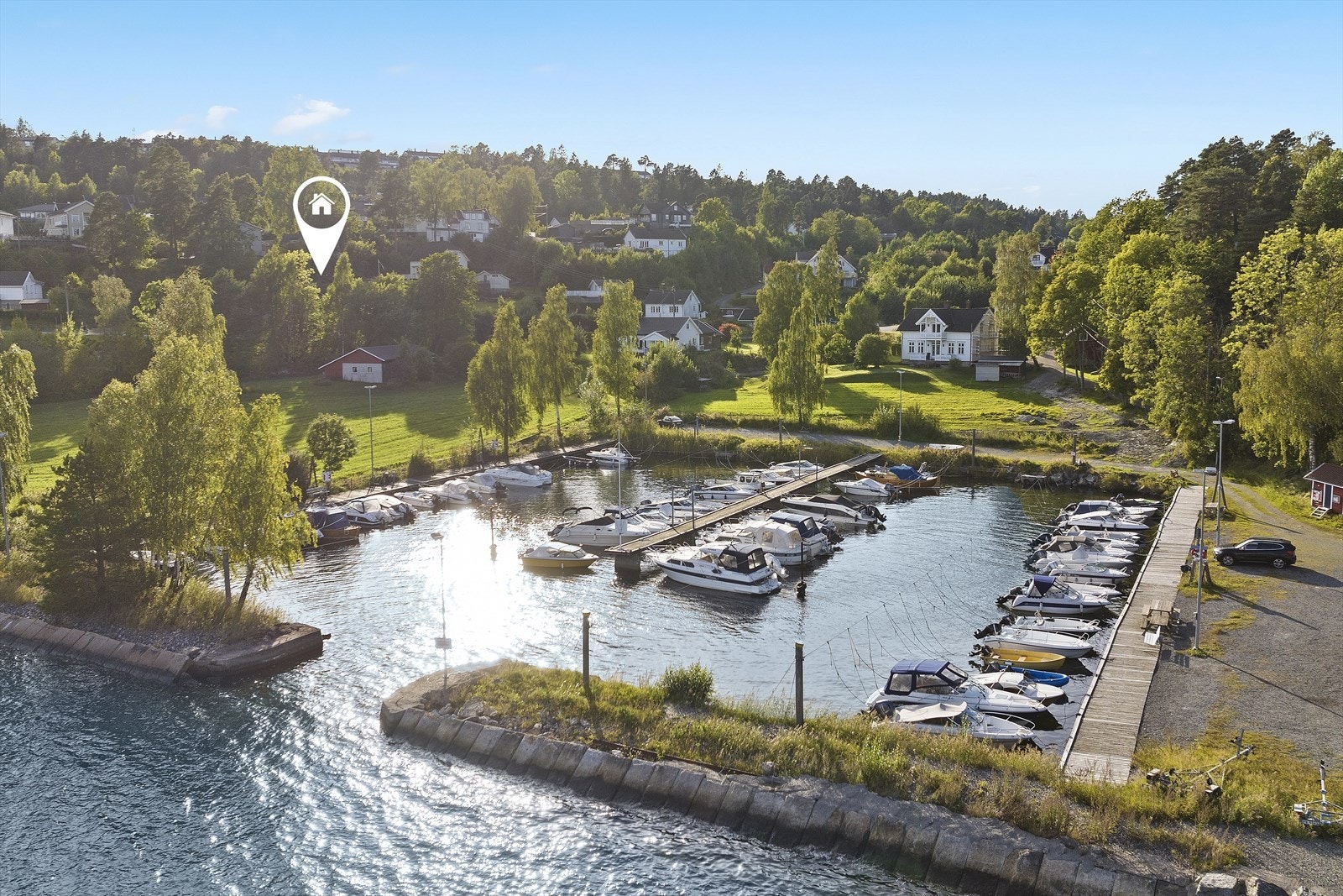 Realiser boligdrømmen ved å bygge nær sjøen i et rolig og familievennlig område. Galleribilde