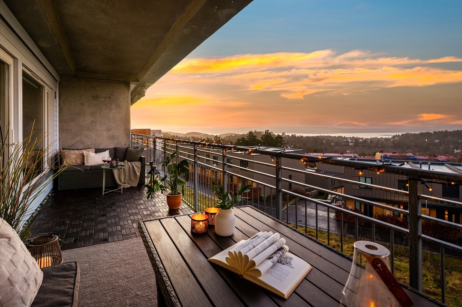 Velkommen til Jordstjerneveien 29A - Presentert av Emil E. Jacobsen v/Nordvik bolig. Foto: Peter Futo. Galleribilde