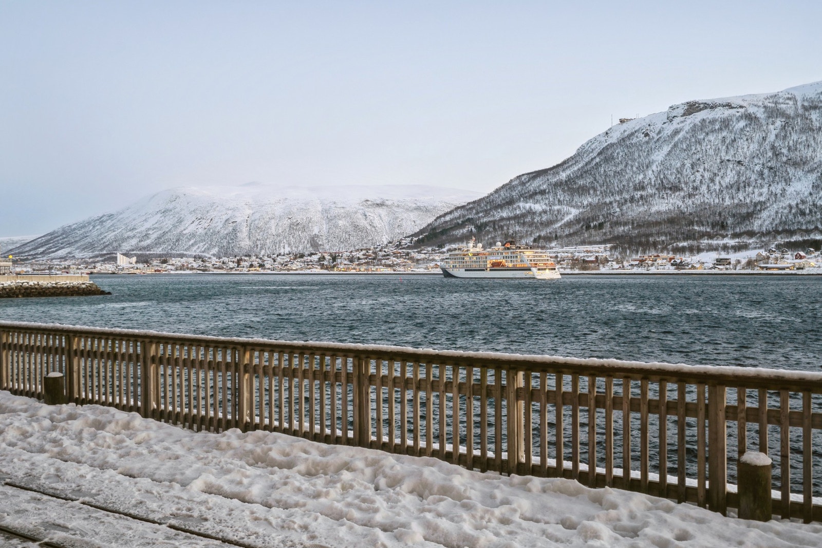 Borettslaget har flotte uteområder, og her bor du med gangavstand til de fleste fasiliteter Galleribilde