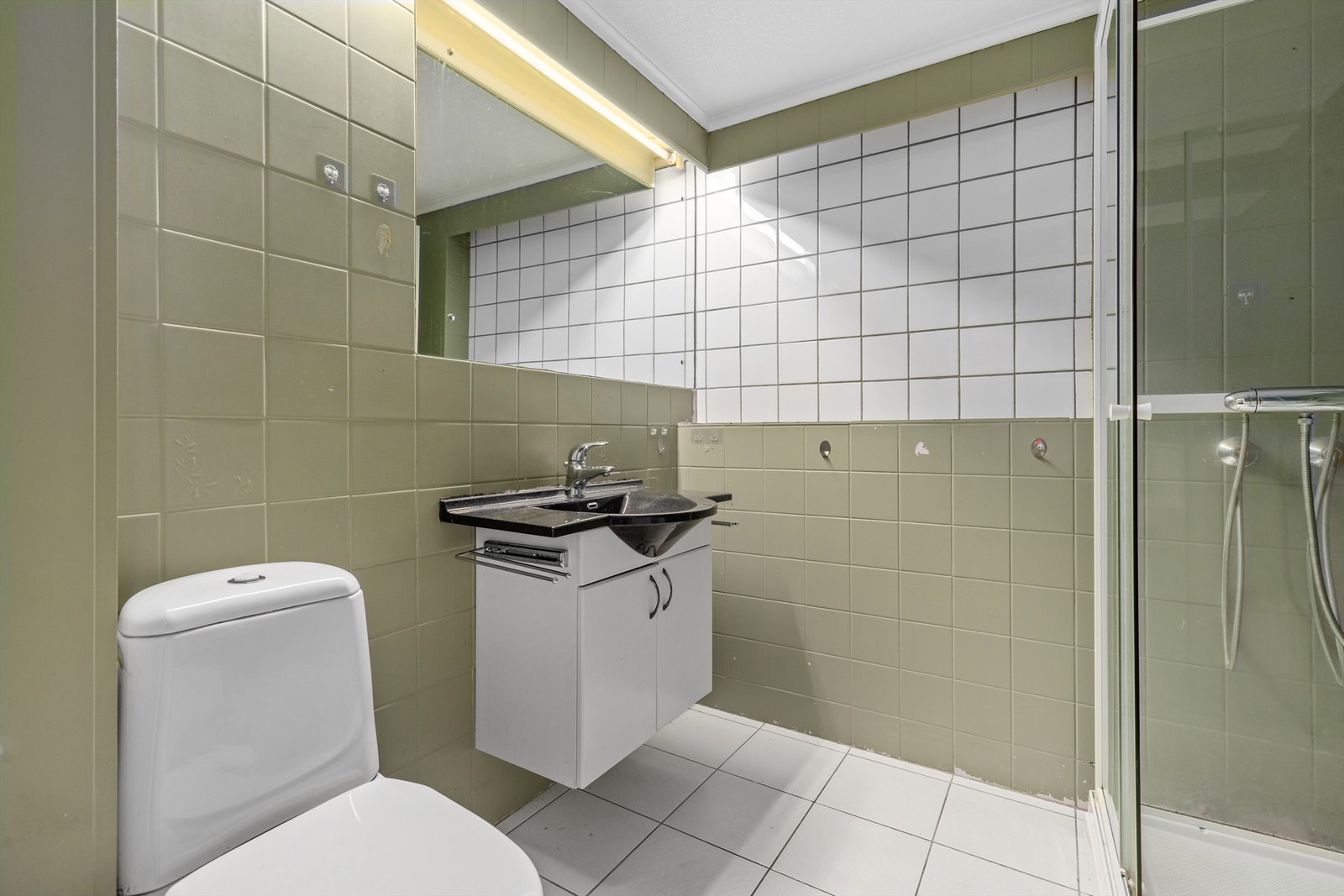 Bad i underetasjen. Galleribilde