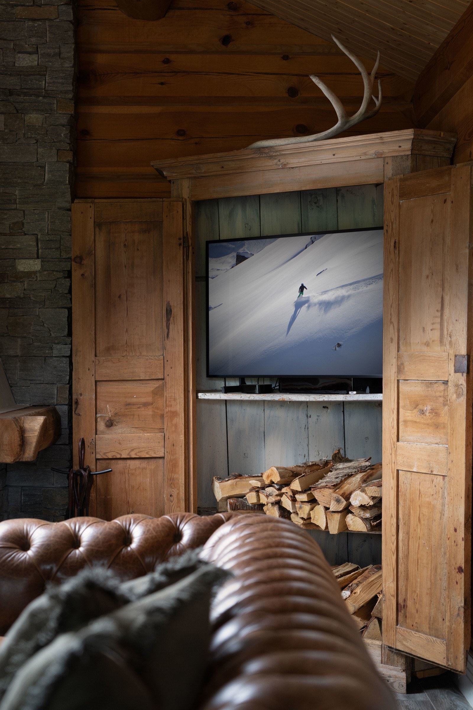 Hytten har praktisk planløsning Galleribilde